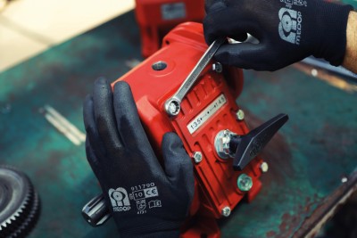 Maximum Control in Agriculture with Transmission Systems